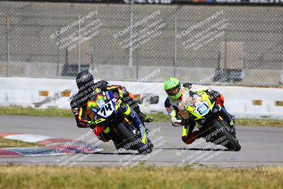 media/Mar-19-2022-Fastrack Riders (Sat) [[4e7522d738]]/Level 5 Race/Turn 9 Outside/